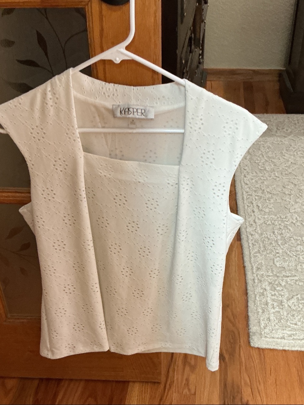 Kasper White Eyelet Square-Neck Sleeveless Top